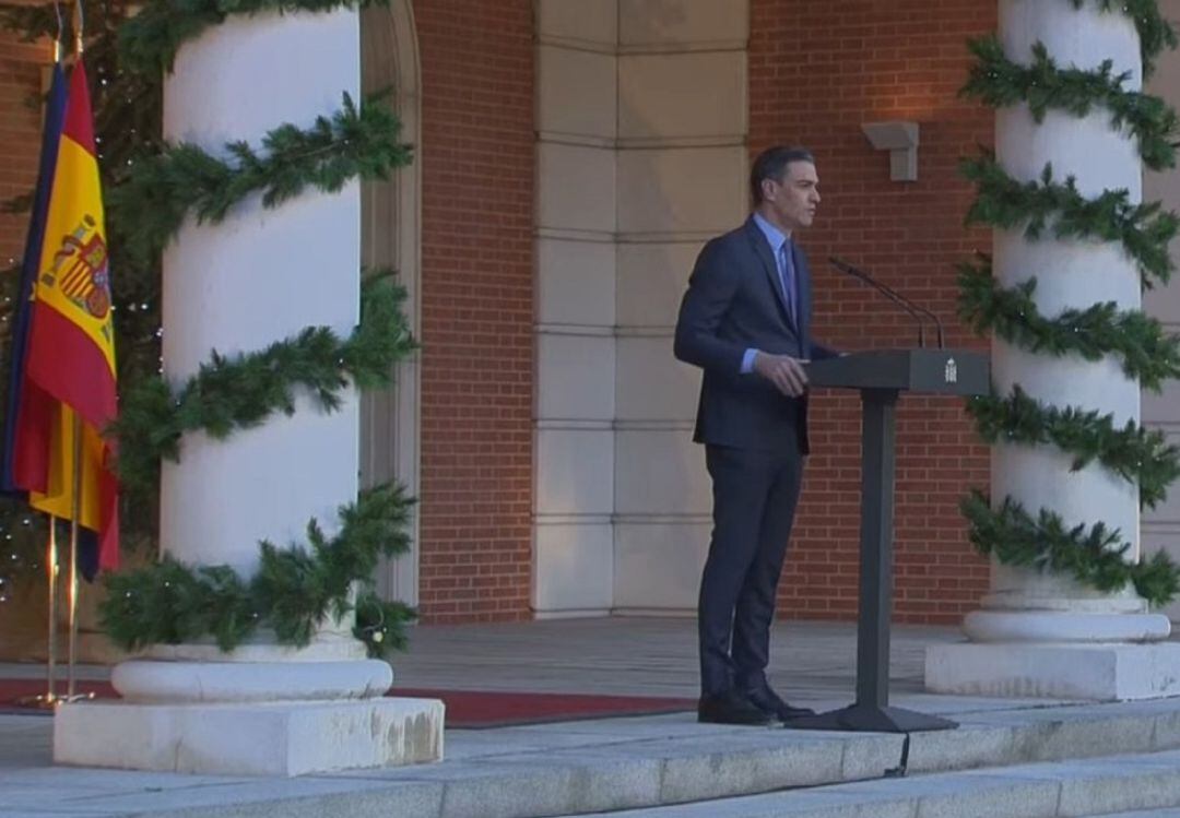 Pedro Sánchez, durante la declaración institucional. 