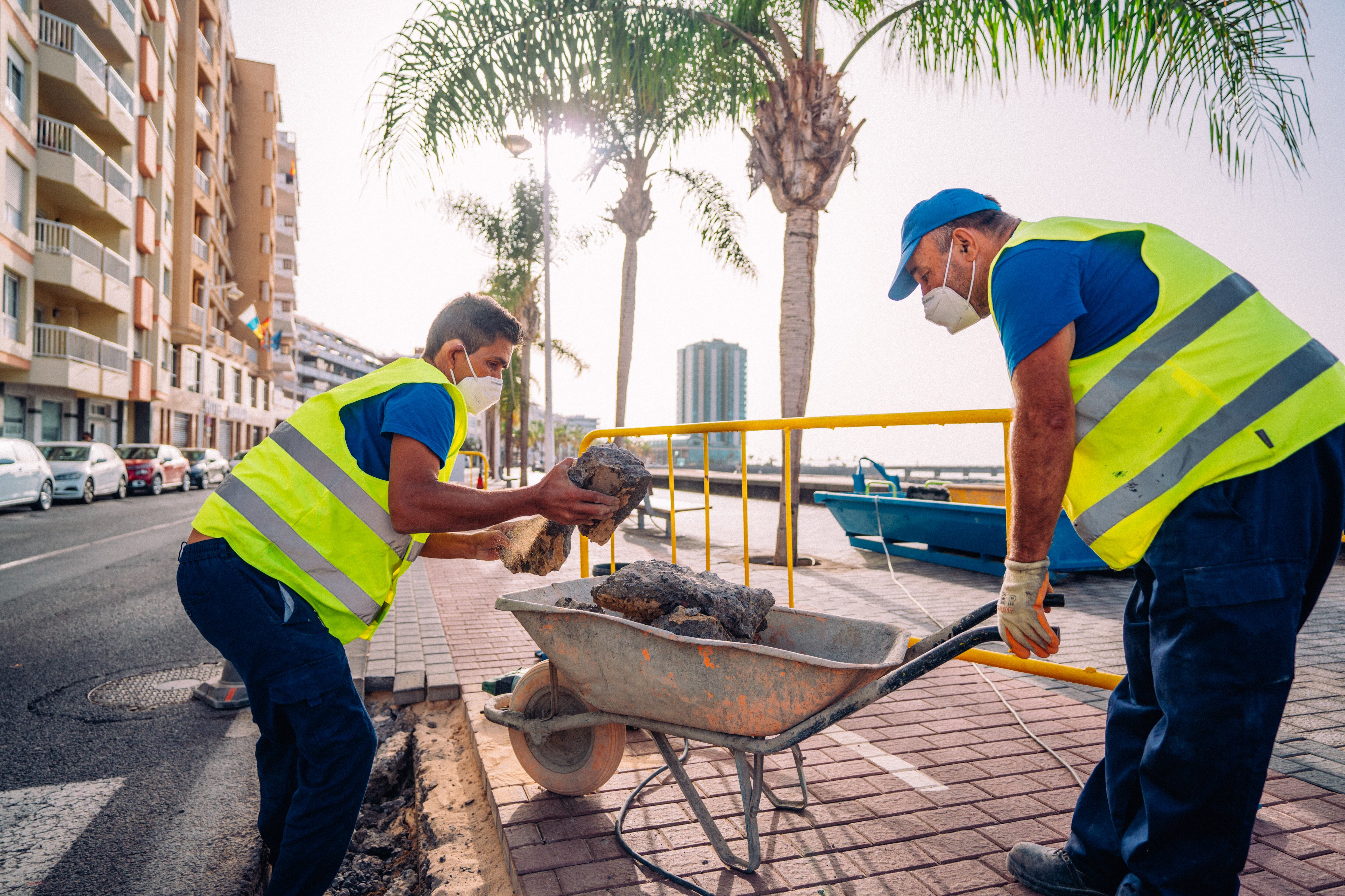 Trabajadores en Arrecife.