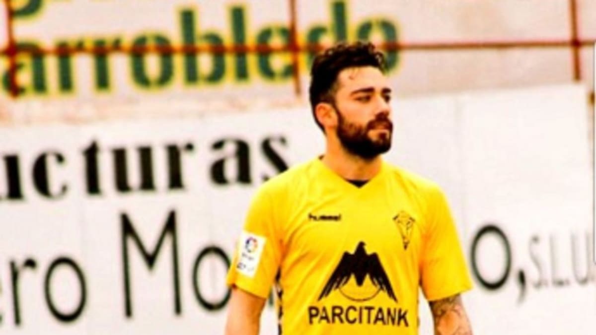 Adrián Zarco: "No me veía marcando goles, a veces me da por coger el balón con la mano"