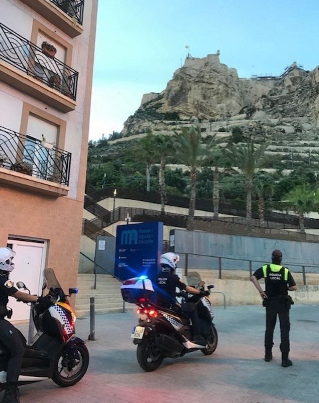 Agentes del dispositivo antibotellón