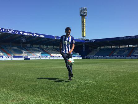 LeiLei Gao durante su presentación como nuevo jugador de la Ponferradina