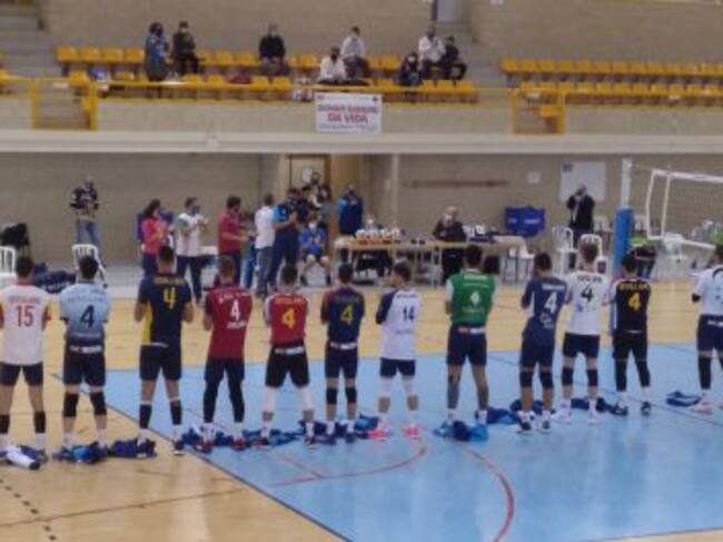 Homenaje a Sevillano.