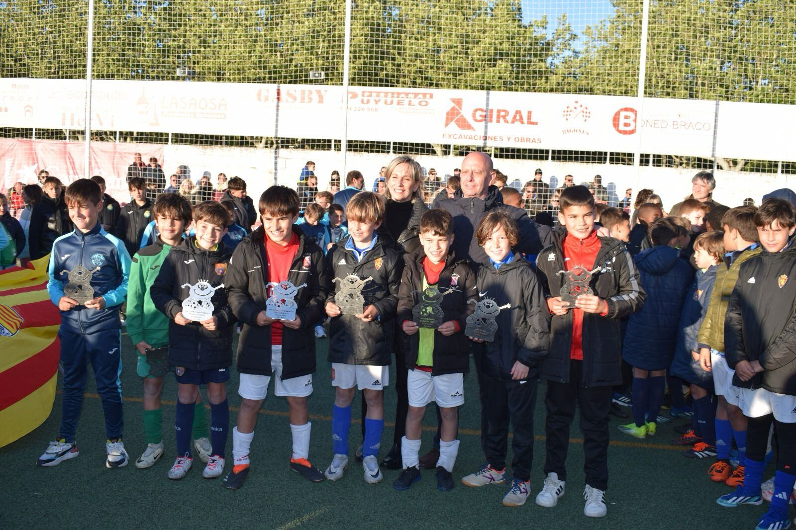 Los mejores jugadores recibieron sus trofeos