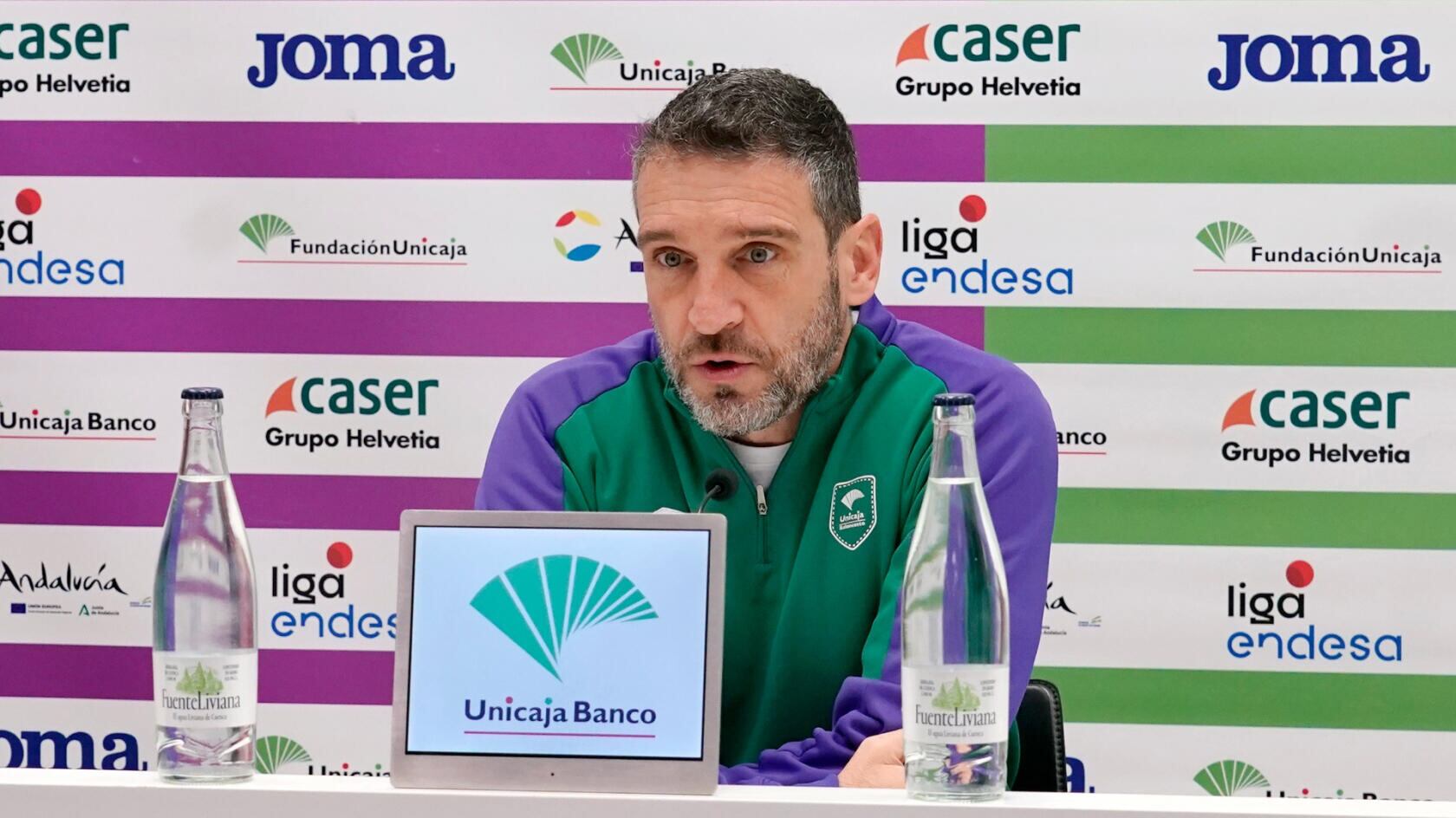 Ibon Navarro, en la sala de prensa del Martín Carpena