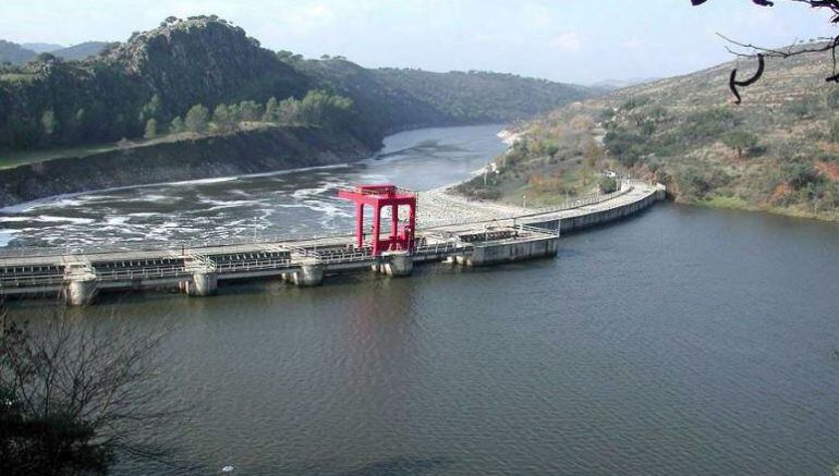 Embalse de Cedillo