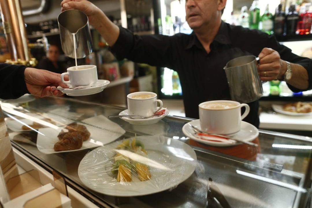 Trabajador, Trabajando, Camarero, Bar, Autónomo, Consumo, Cafetería, Café