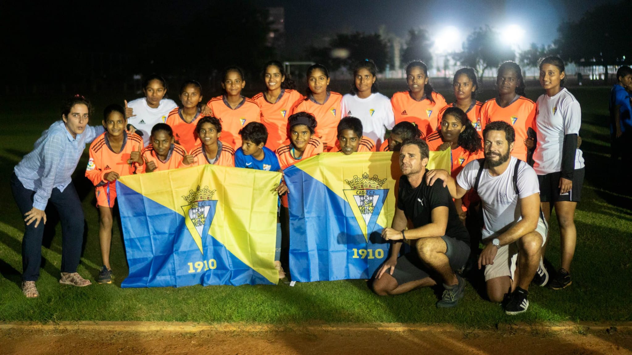 Los niños viven el cadismo en la India con la Fundación Vicente Ferrer.