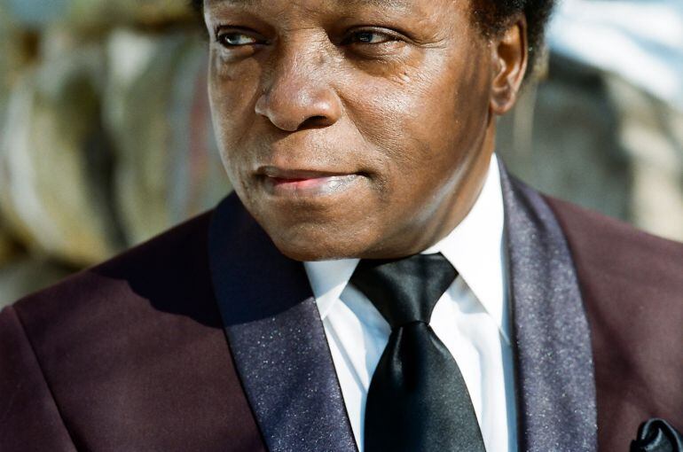 El artista de Carolina del Norte, Lee Fields, considerado uno de los mejores intérpretes de soul del mundo, llegará a Santiago el 7 de octubre.