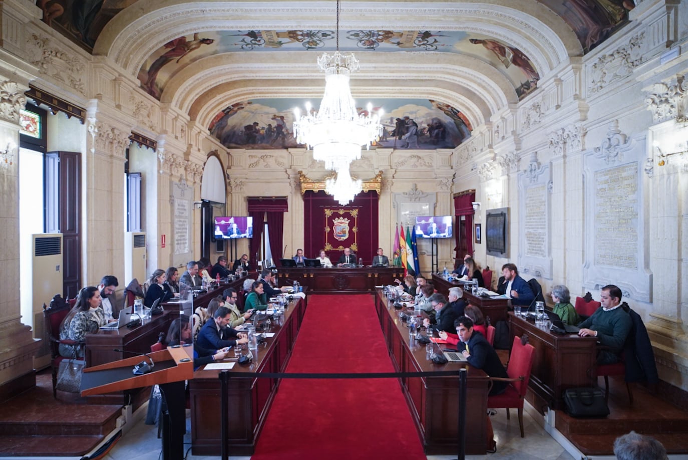 Pleno del ayuntamiento de Málaga extraordinario y urgente para aprobar los presupuestos de 2025 (Ayuntamiento de Málaga)