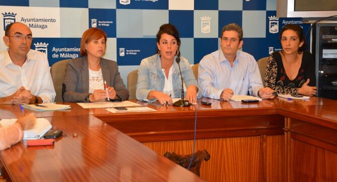 Policías locales de Mälaga reciben el apoyo de IU