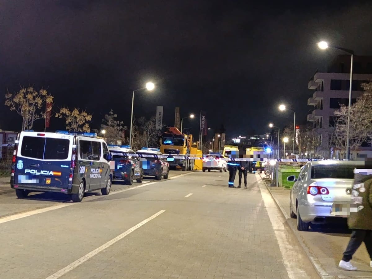 Un motorista de 16 años fallece en Valladolid al chocar contra un camión