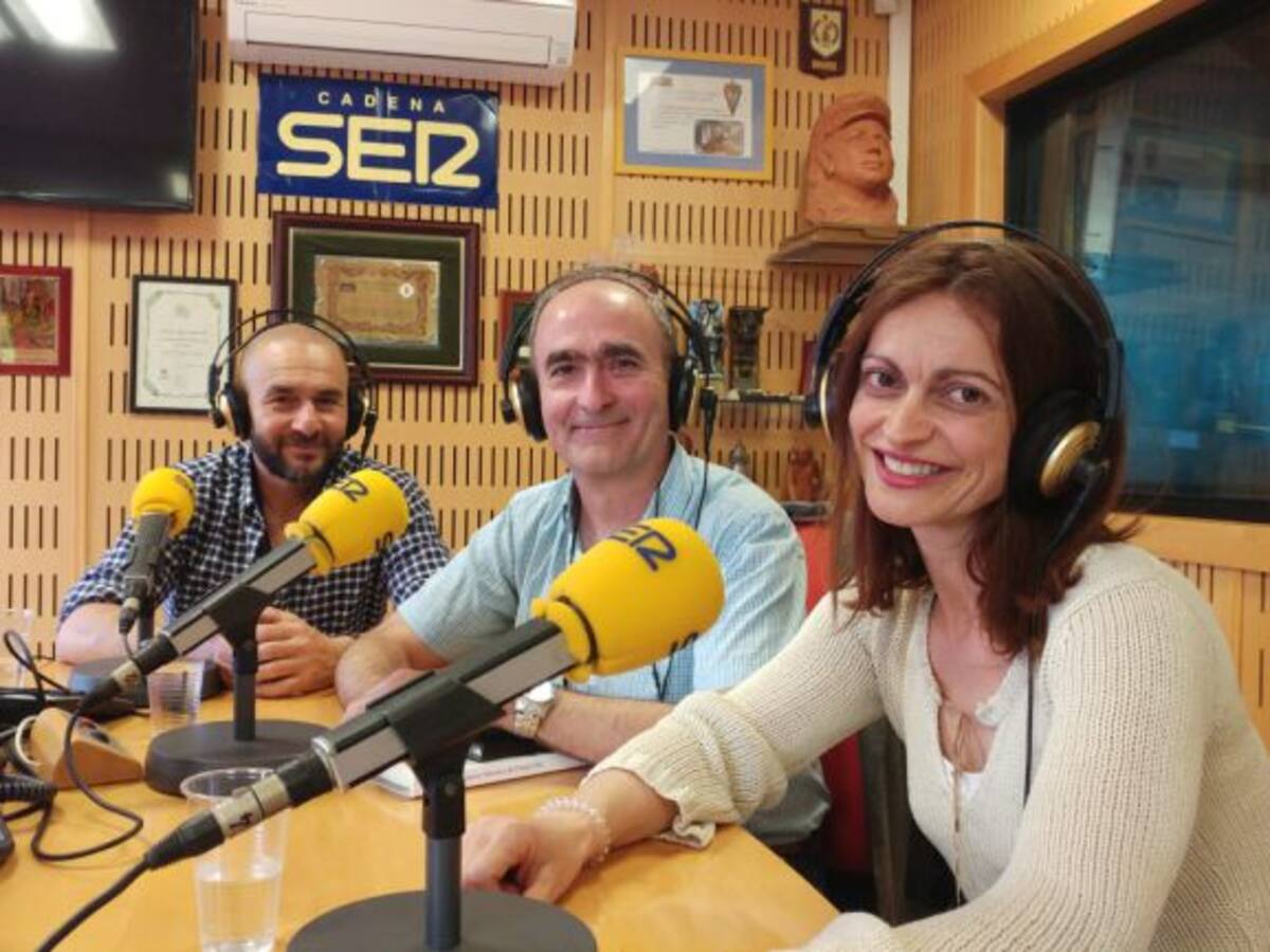 El IES Drago acoge un proyecto piloto de Sólo Surf para alumnado con necesidades específicas