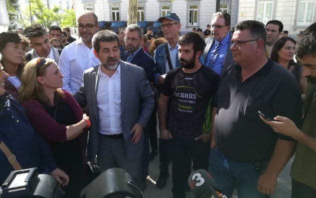 Jordi Sànchez tras salir de la Audiencia Nacional en octubre