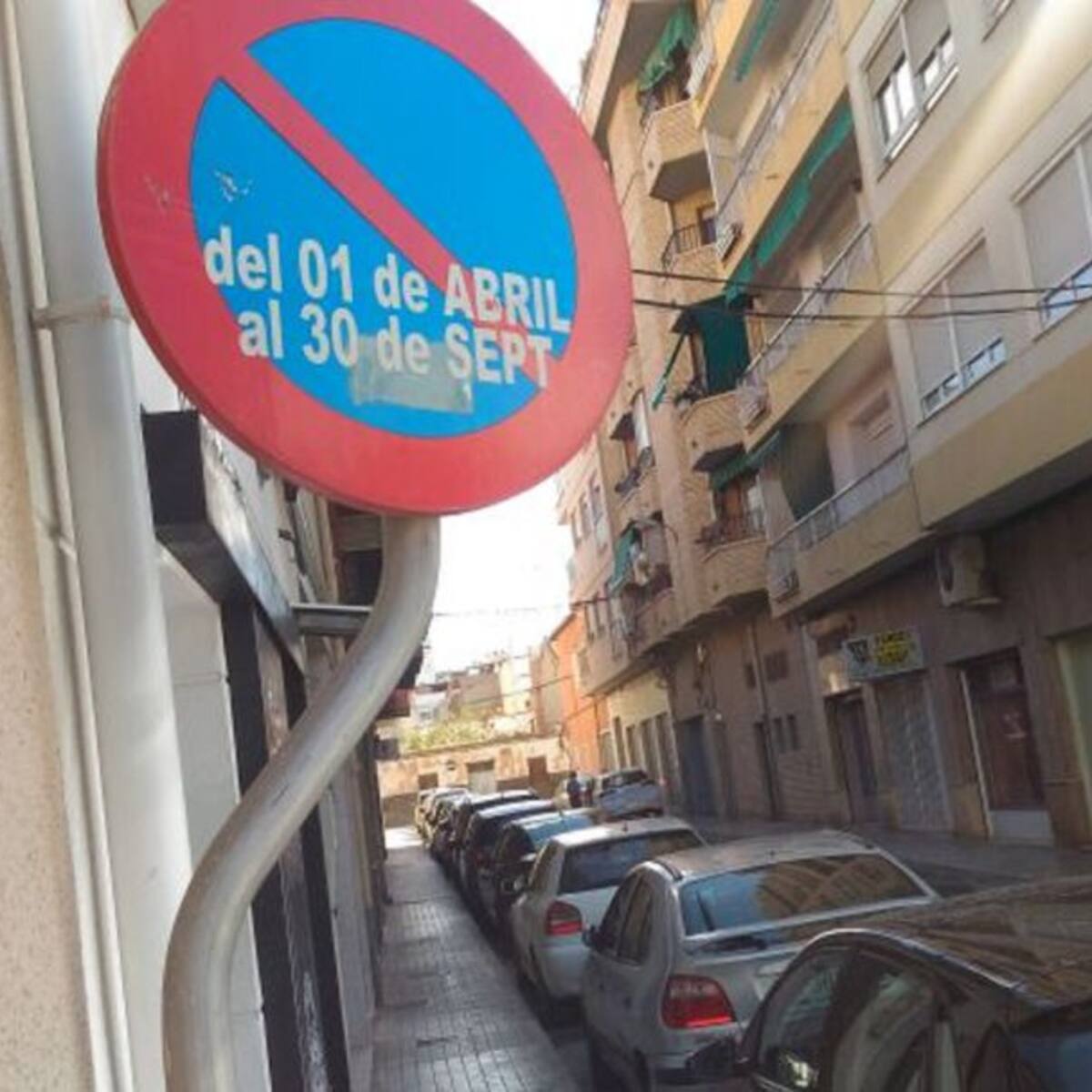 Elda realizará el cambio semestral de aparcamiento este lunes