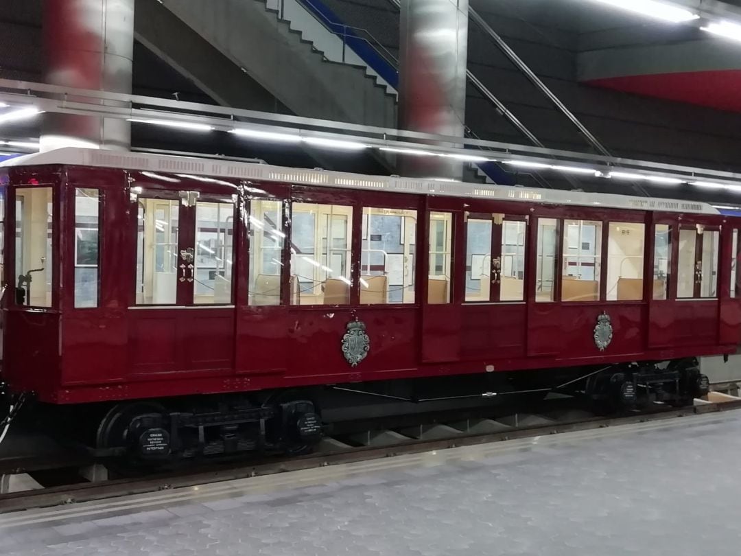 Uno de los vagones centenarios de Metro de Madrid 