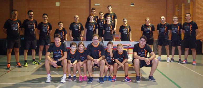 Jugadores de los cinco equipos del C. T. M. La Torreta