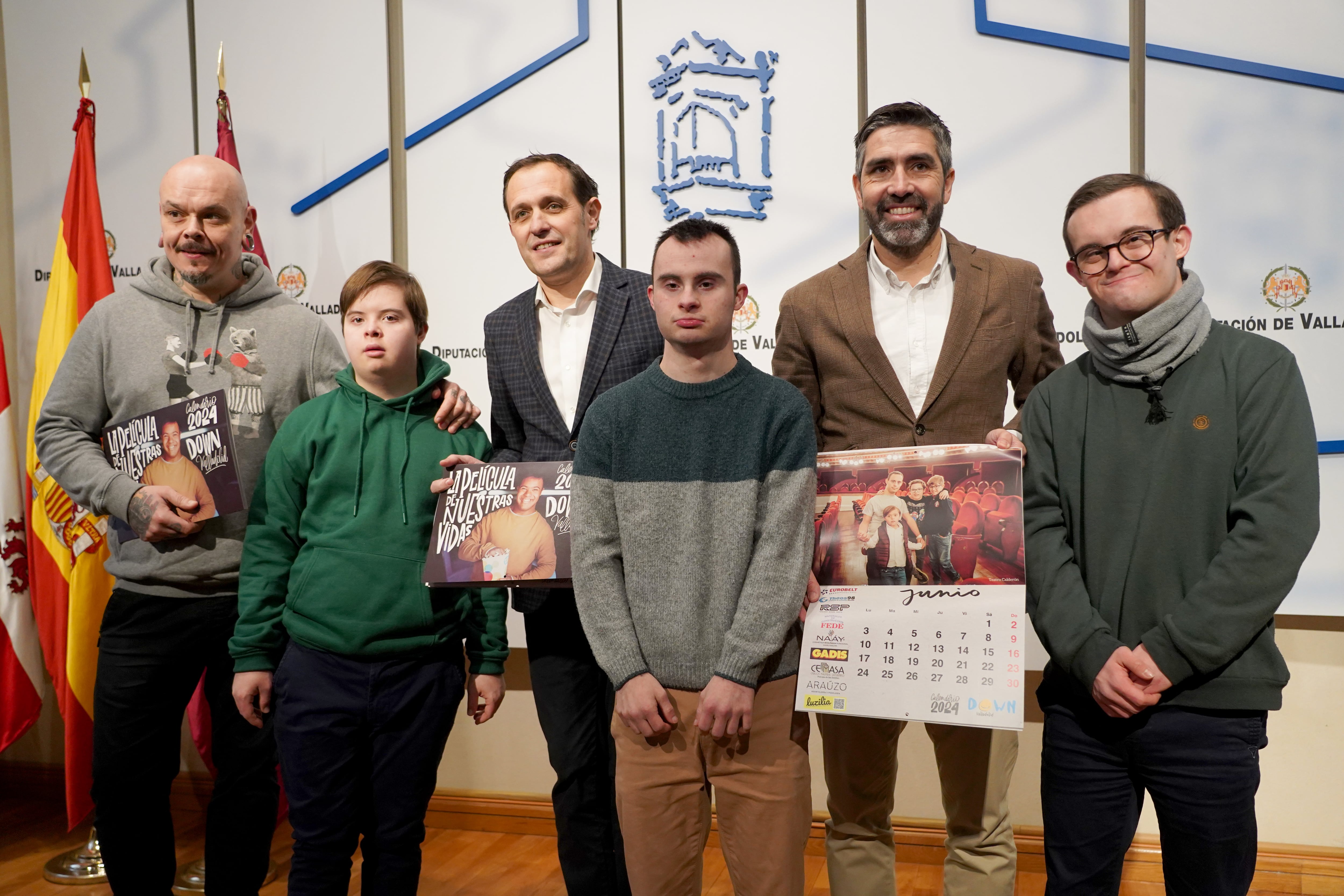 El presidente de la Diputación de Valladolid, Conrado Íscar, junto al presidente de la Asociación Síndrome de Down