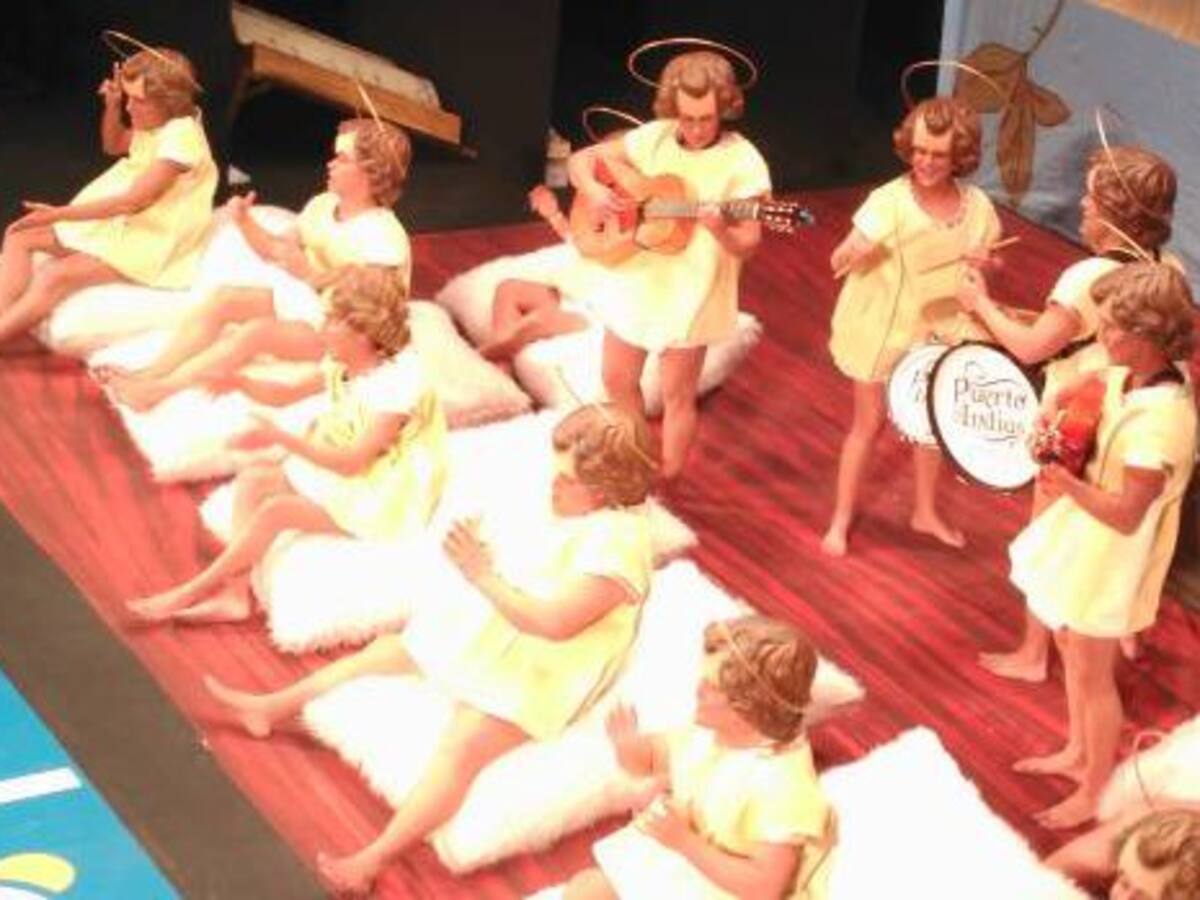 Una falseta deliciosa, un pasodoble con apellidos y un cuplé para Rajoy