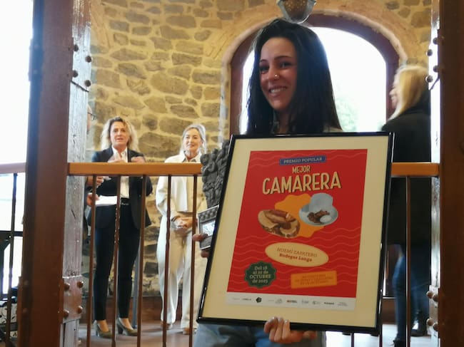 Noemí Zapatero, de Bodegas Langa, es la camarera más votada