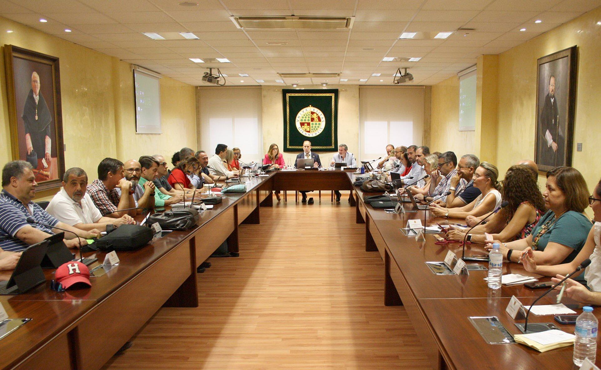 Celebración la sesión constitutiva del Consejo de Gobierno de la Universidad de Jaén