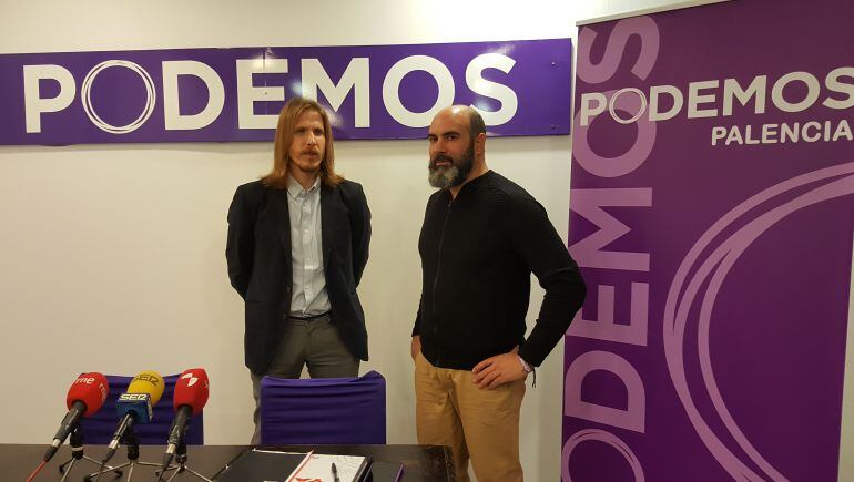 Pablo Fernández (i) y Ricardo López (d)