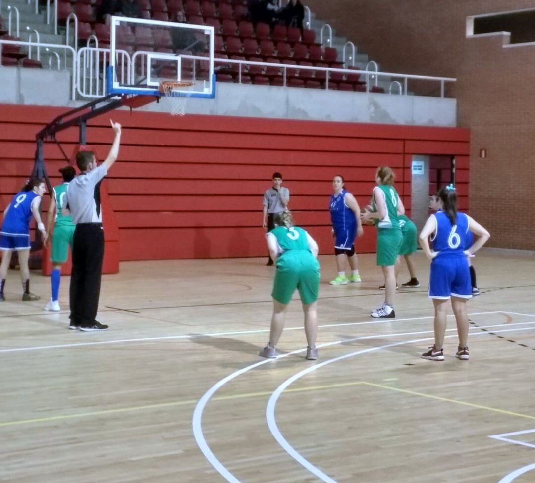 Las féminas del C. B. Elda siguen sumando victorias