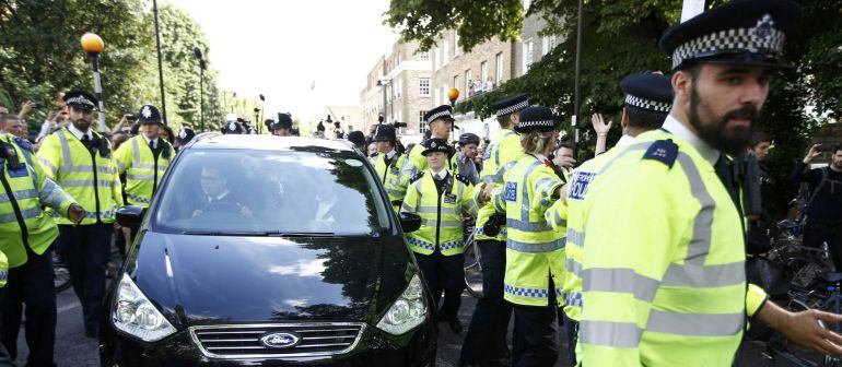 Agentes de policía en Londres.