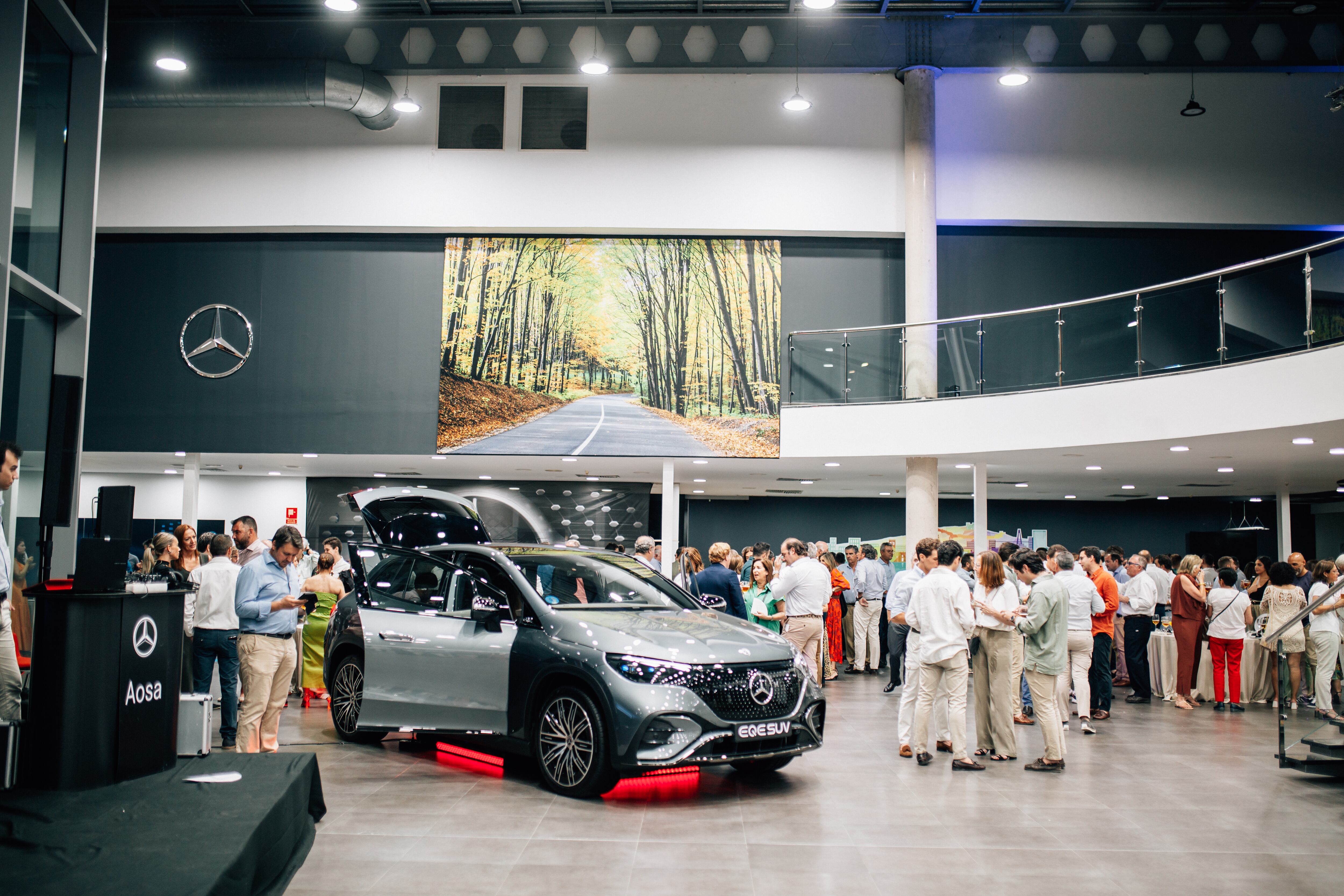 EQE SUV de Mercedes-Benz