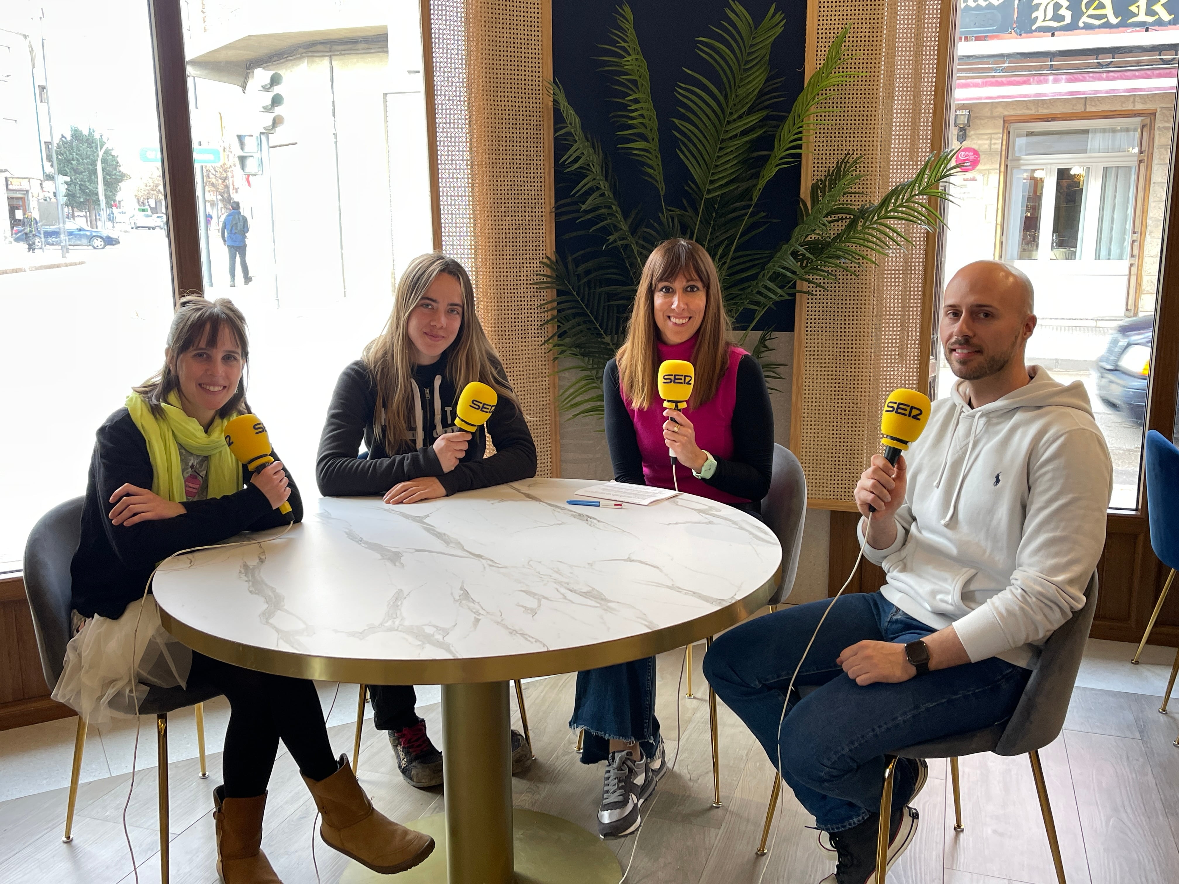 Juanjo Gómez, Rosalía Arenas y Paula Nuévalos, vecinos de Utiel en el séptimo capítulo de "Valencia 2025: renacer tras la DANA"