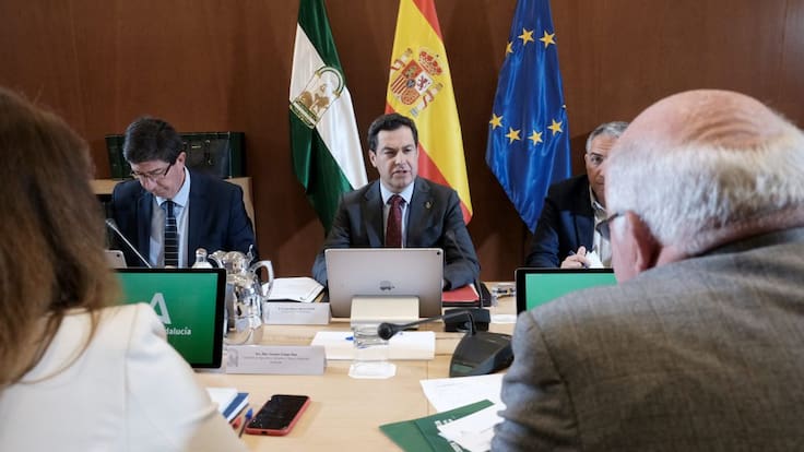 Juanma Moreno: "Evidentemente, el Gobierno nos oculta información"