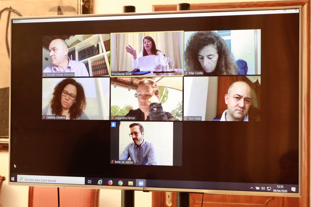 Reunión de consells con Francina Armengol