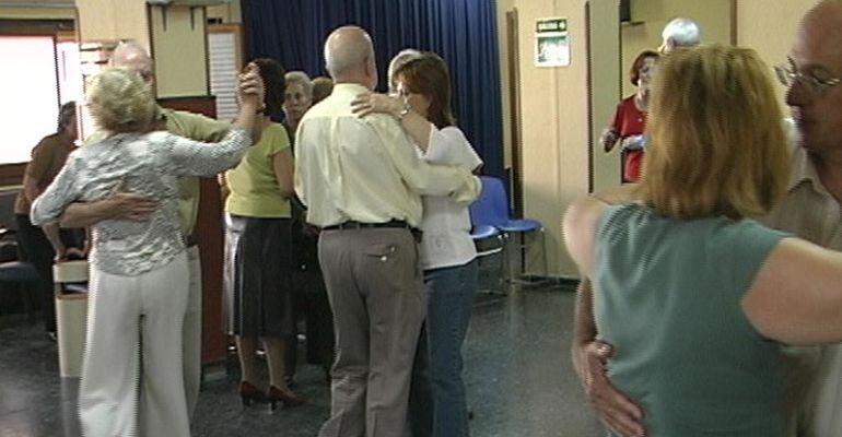 En los Talleres de Verano de Mayores se impartirán clases de baile