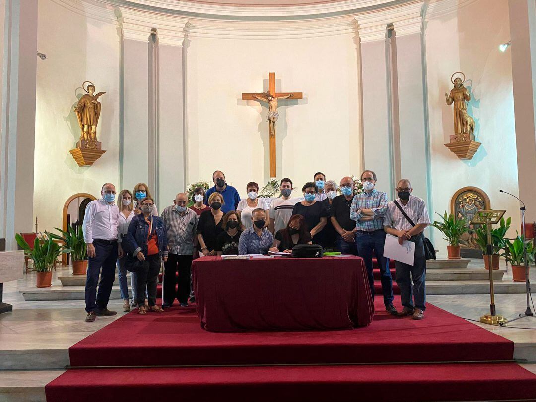 Los componentes de la asociación en la última asamblea en la que se produjo el relevo en la presidencia