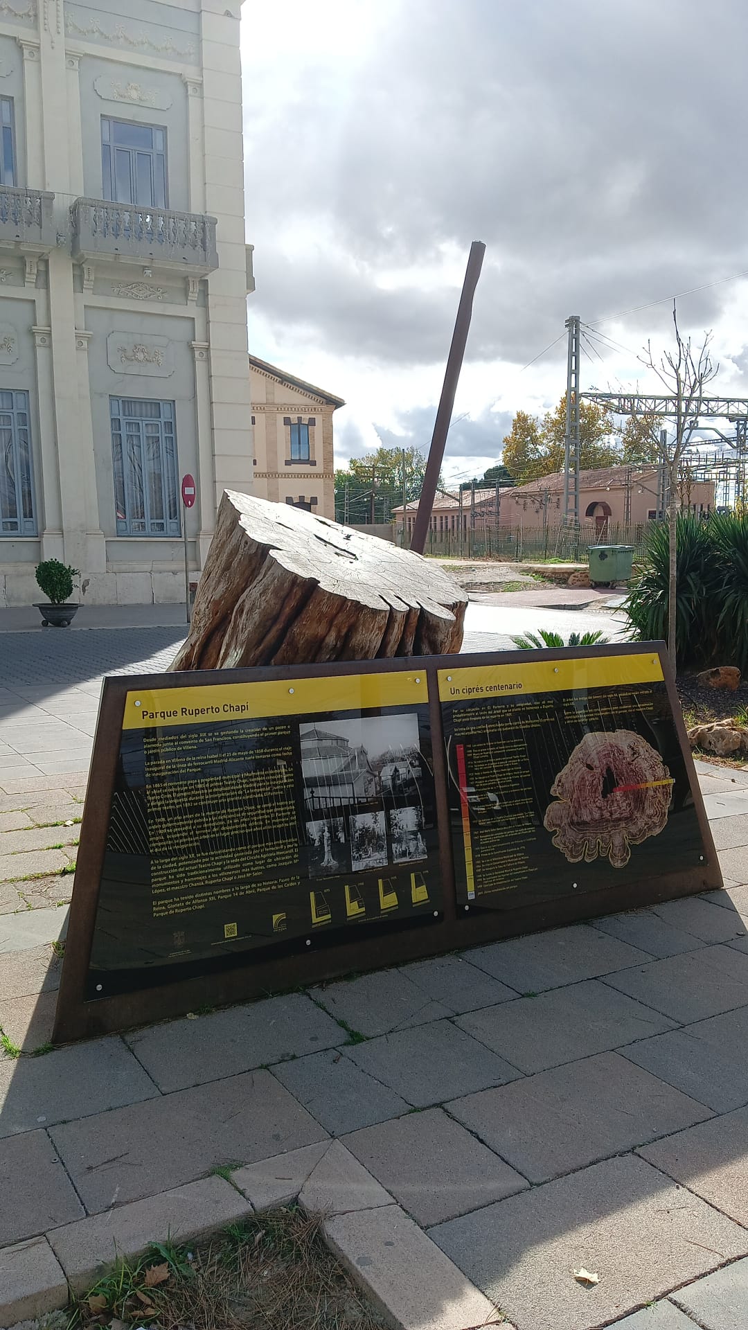 Tocón del Paseo Chapí