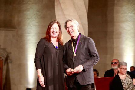 El joyero Enric Majoral con la presidenta Armengol