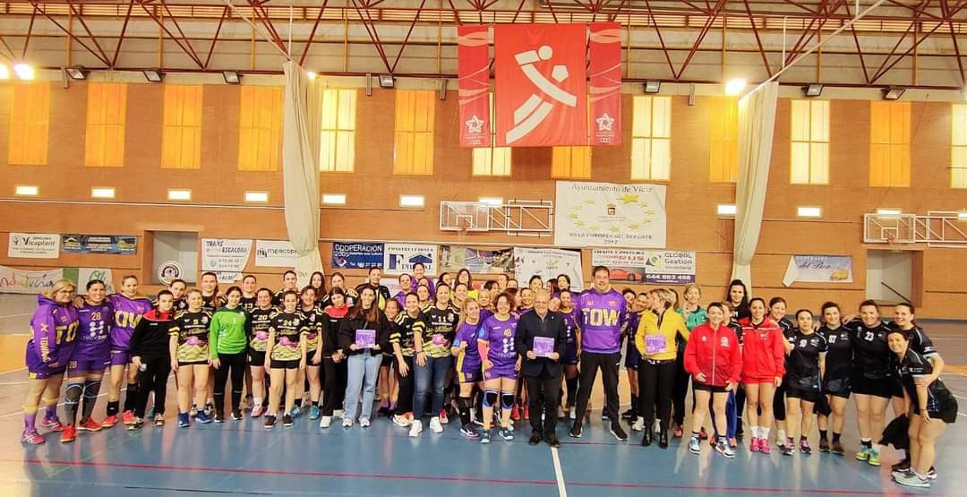 Así se vivió el pasado domingo 10 de Marzo el II Towanda's Day, el torneo amistoso de balonmano veteranas.