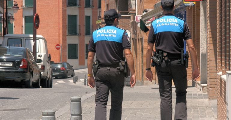 Policía Local de San Sebastián de los Reyes patrullando las calles del municipio