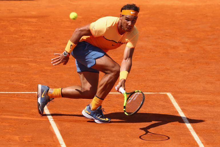 MONTE-CARLO, MONACO - APRIL 16: Rafael Nadal of Spain makes a return during his semi-final match against Andy Murray of Great Britain during the Monte Carlo Rolex Masters at Monte-Carlo Sporting Club on April 16, 2016 in Monte-Carlo, Monaco.  (Photo by Mi