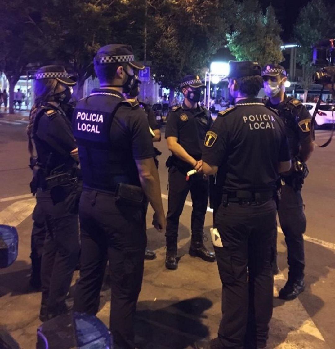 Agentes de la Policía Local de Alicante