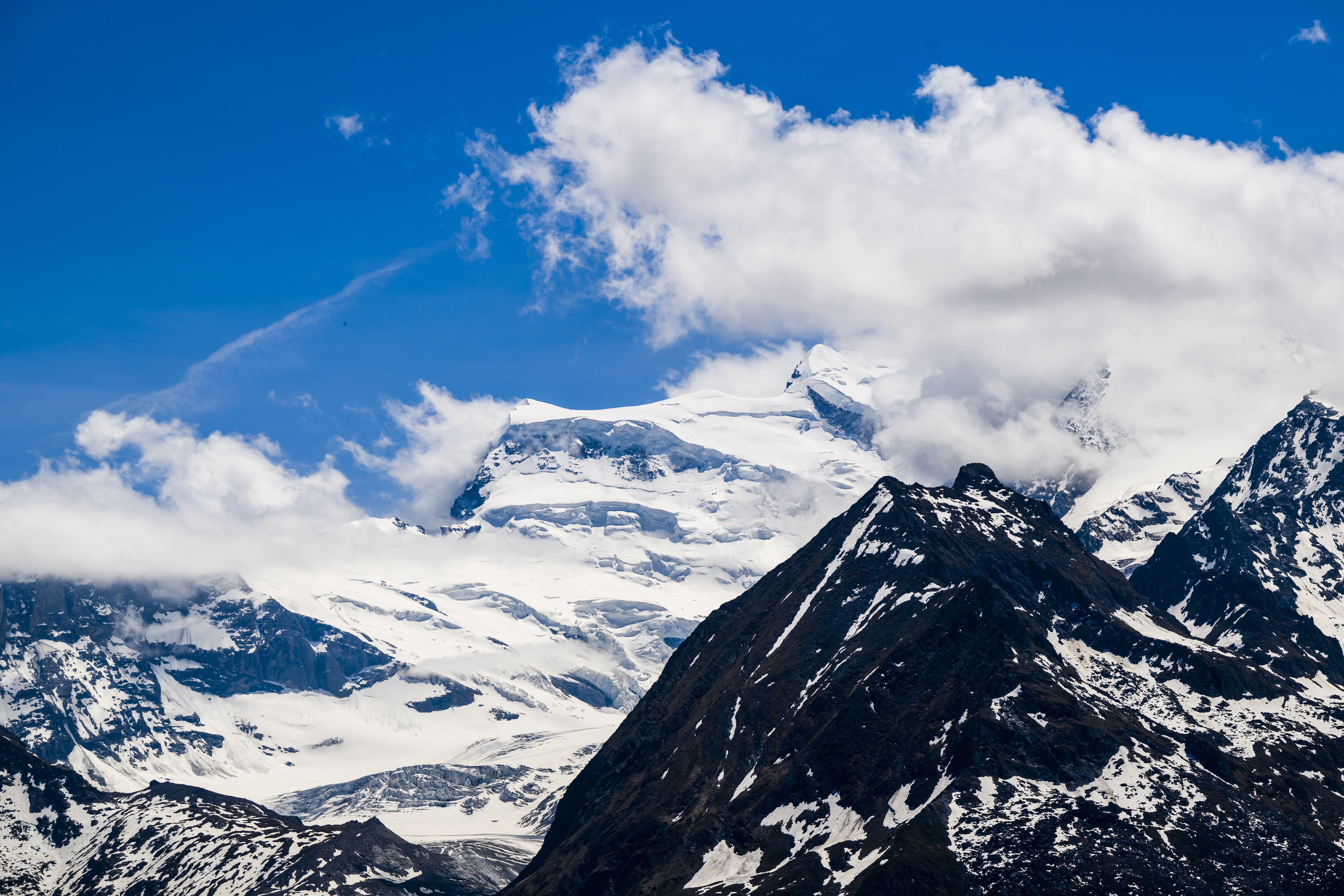 Imagen del Grand Combin, la zona donde han muerto dos alpinistas este viernes en los alpes suizos.