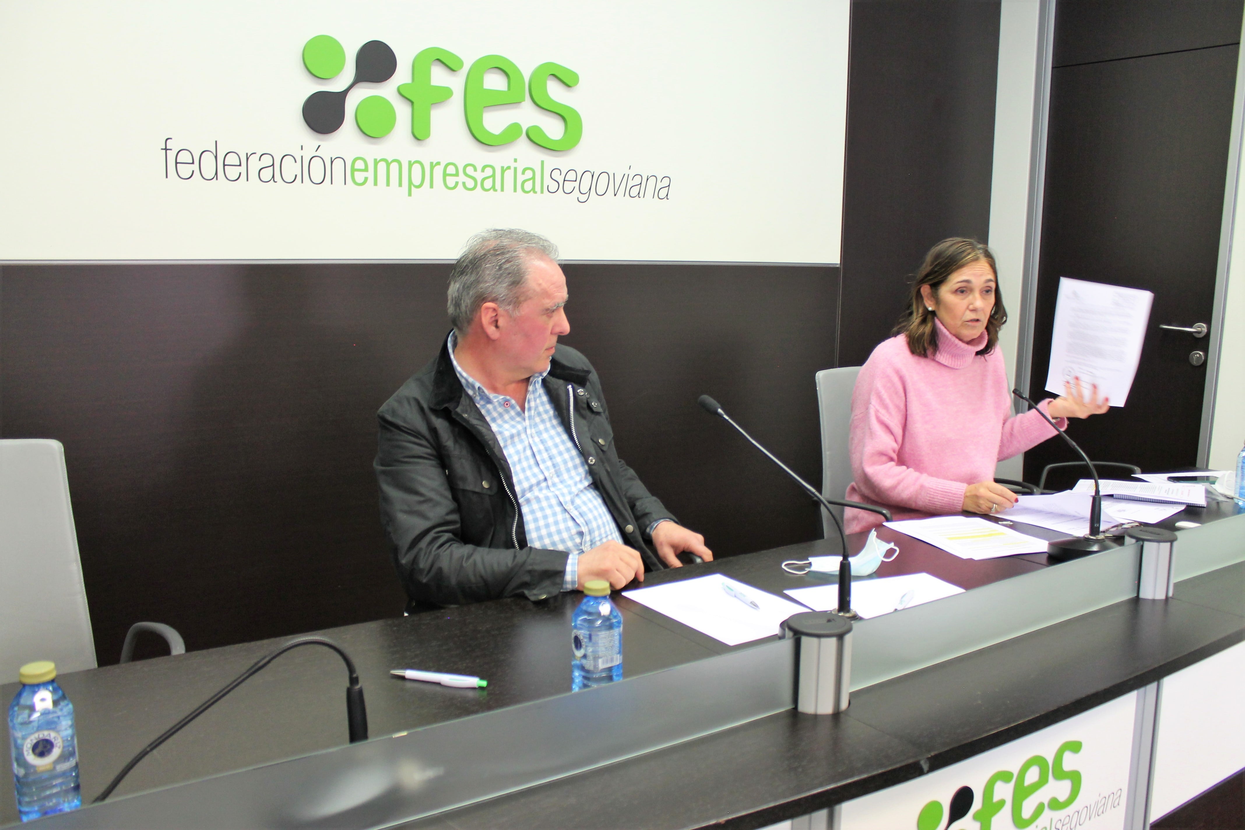 Beatriz Escudero, secretaria general de FES, intervino en la Asamblea, antes de la aprobación de la integración de la Lonja