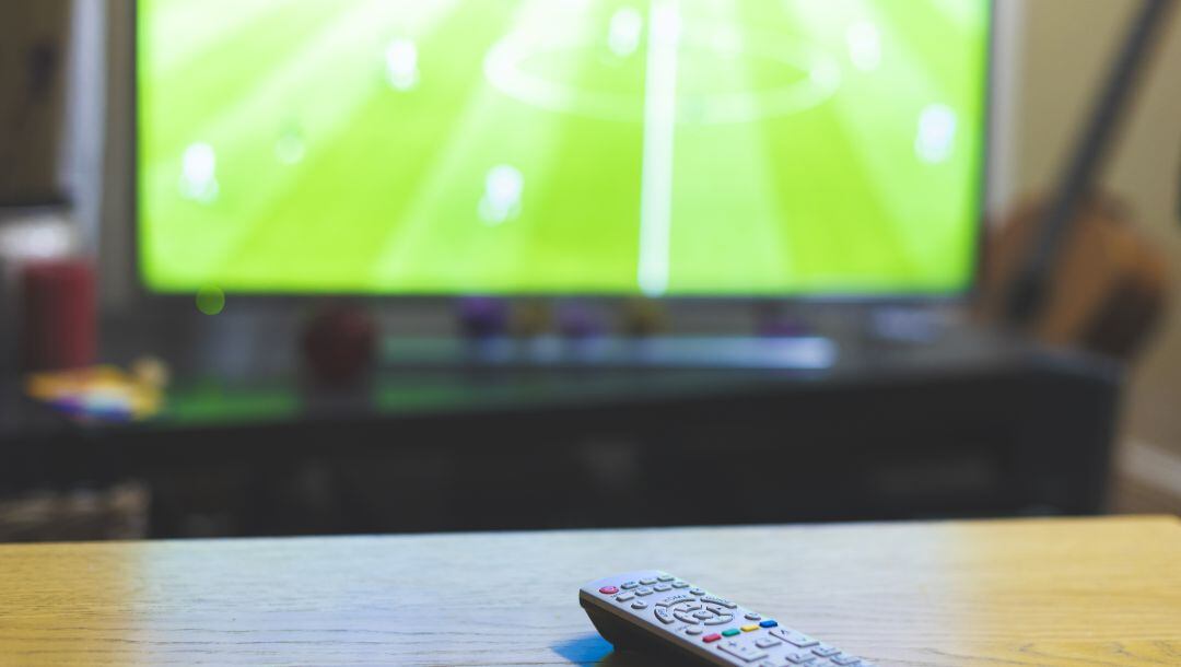 Dos detenidos por distribuir de forma fraudulenta televisión de pago