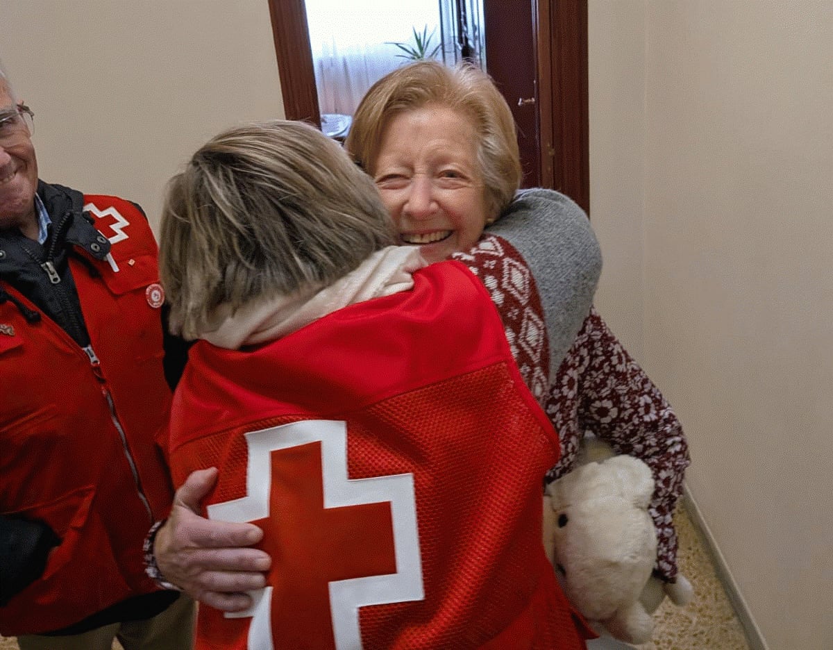 Más de 1.300 cartas y 1.200 peluches repartidos gracias a la campaña “Ante la soledad no deseada… Estoy Contigo”