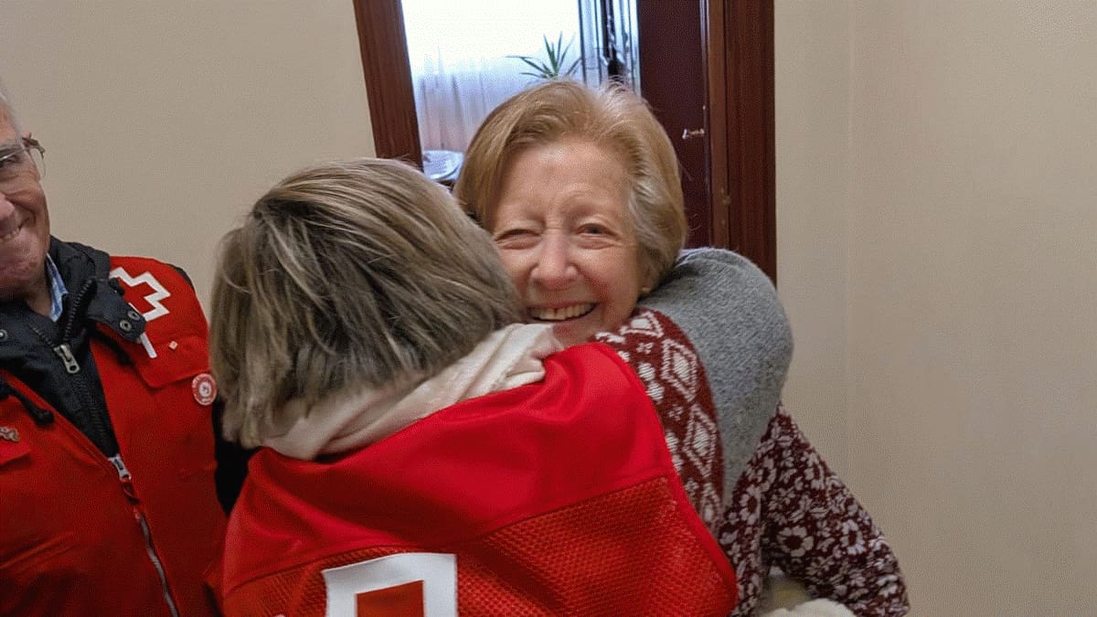 Más de 1.300 cartas y 1.200 peluches repartidos en la campaña 'Ante la soledad no deseada… Estoy Contigo'