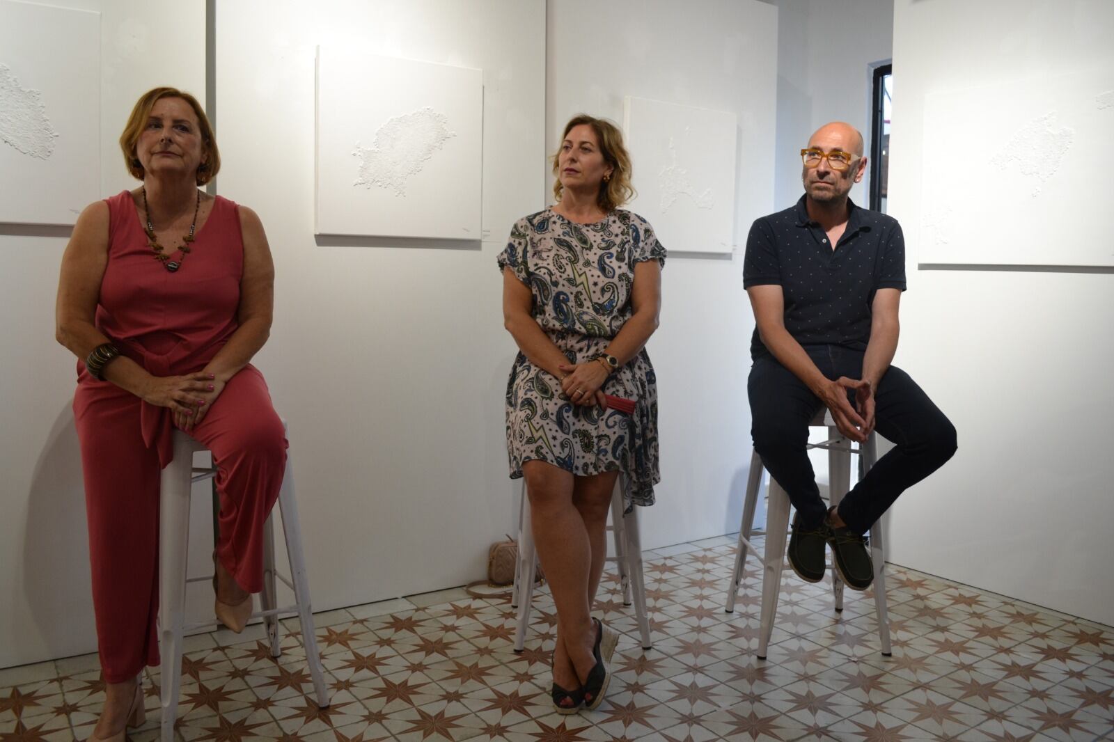 Presentación libro de Pepa Cardona, en Els Magazinos, en Dénia.