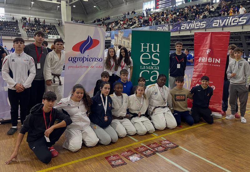 Cadetes de Binéfar y Barbastro en Avilés