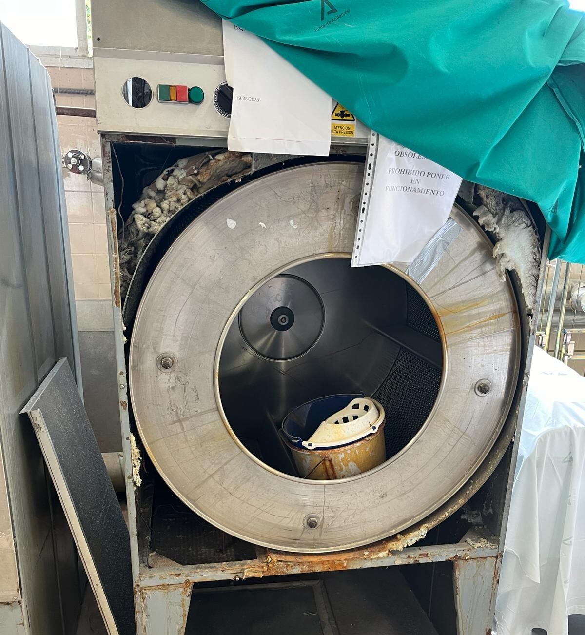 Una de las lavadoras del Hospital de Jerez