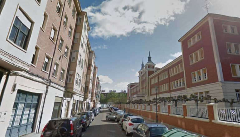 Calle Alofnos X de Palencia donde se ubica la vivienda en la que se ha producido el suceso