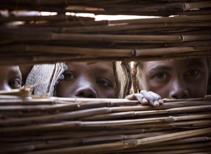 Niños procedentes de la región de Darfur (Sudán) refugiados en Chad