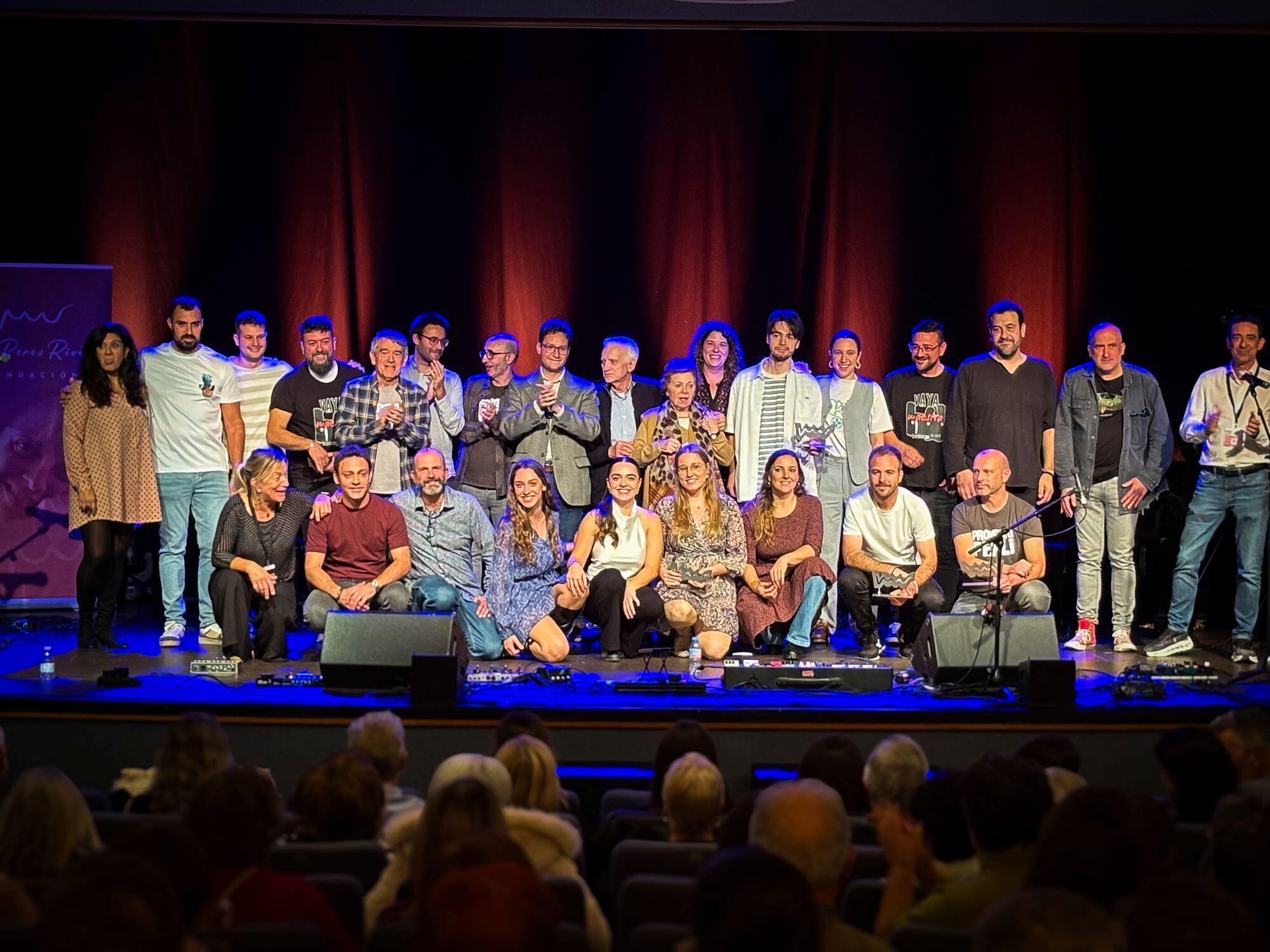 Foto final de la clausura del curso